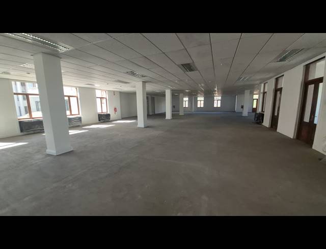684M² OFFICE TO LET IN SANDTON CENTRAL